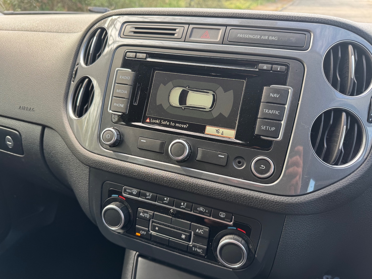 Used Volkswagen Tiguan 2015 for sale - 78079189: Photo 14