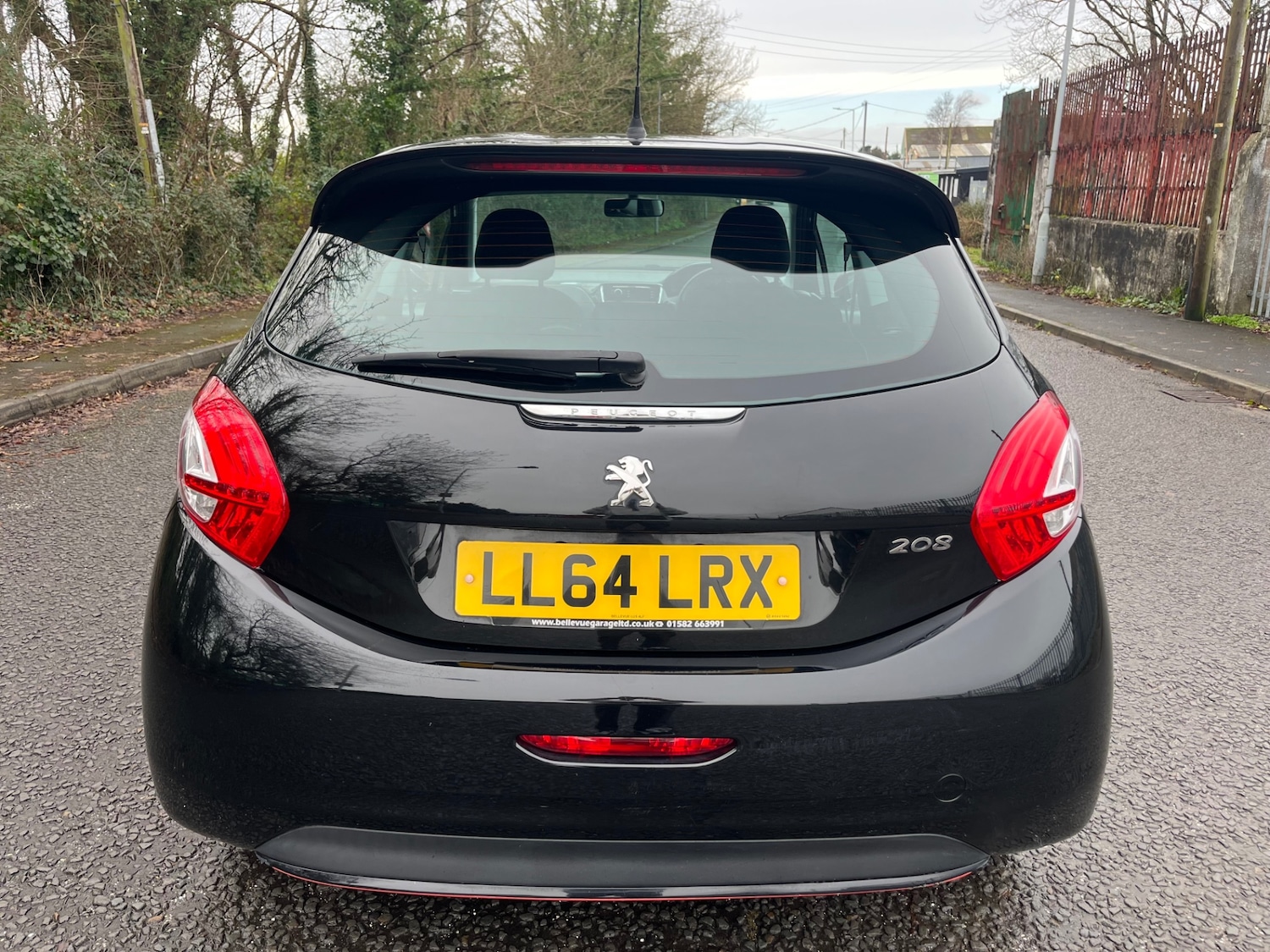 Used Peugeot 208 2014 for sale - 77208618: Photo 6