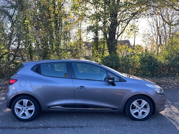 Used Renault Clio 2014 for sale - 76616616: Photo