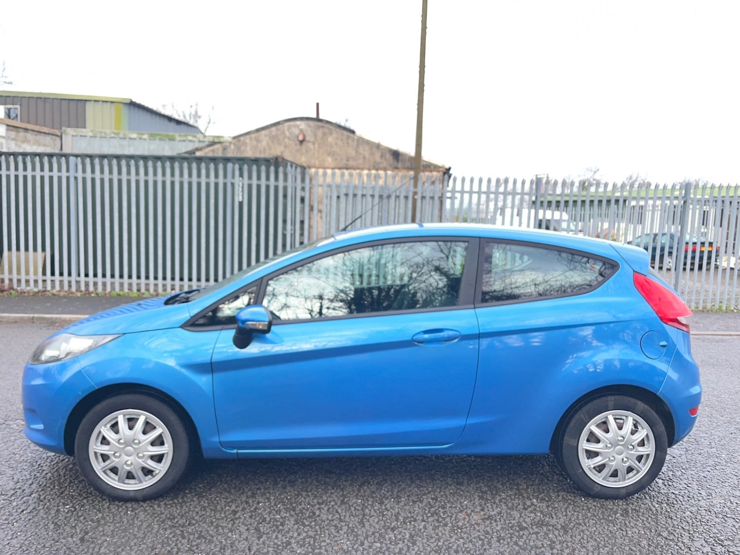 Used Ford Fiesta 2012 for sale - 77283998: Photo 4