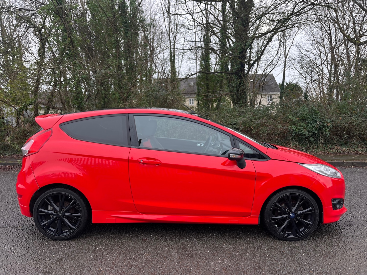 Used Ford Fiesta 2015 for sale - 77208605: Photo 2