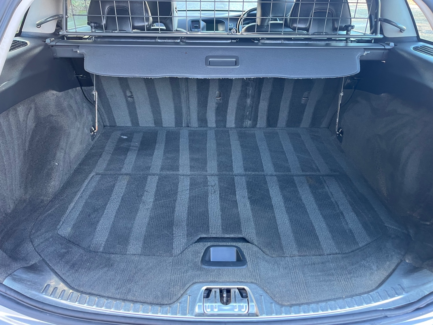 Used Volvo V60 2013 for sale - 77099846: Photo 12