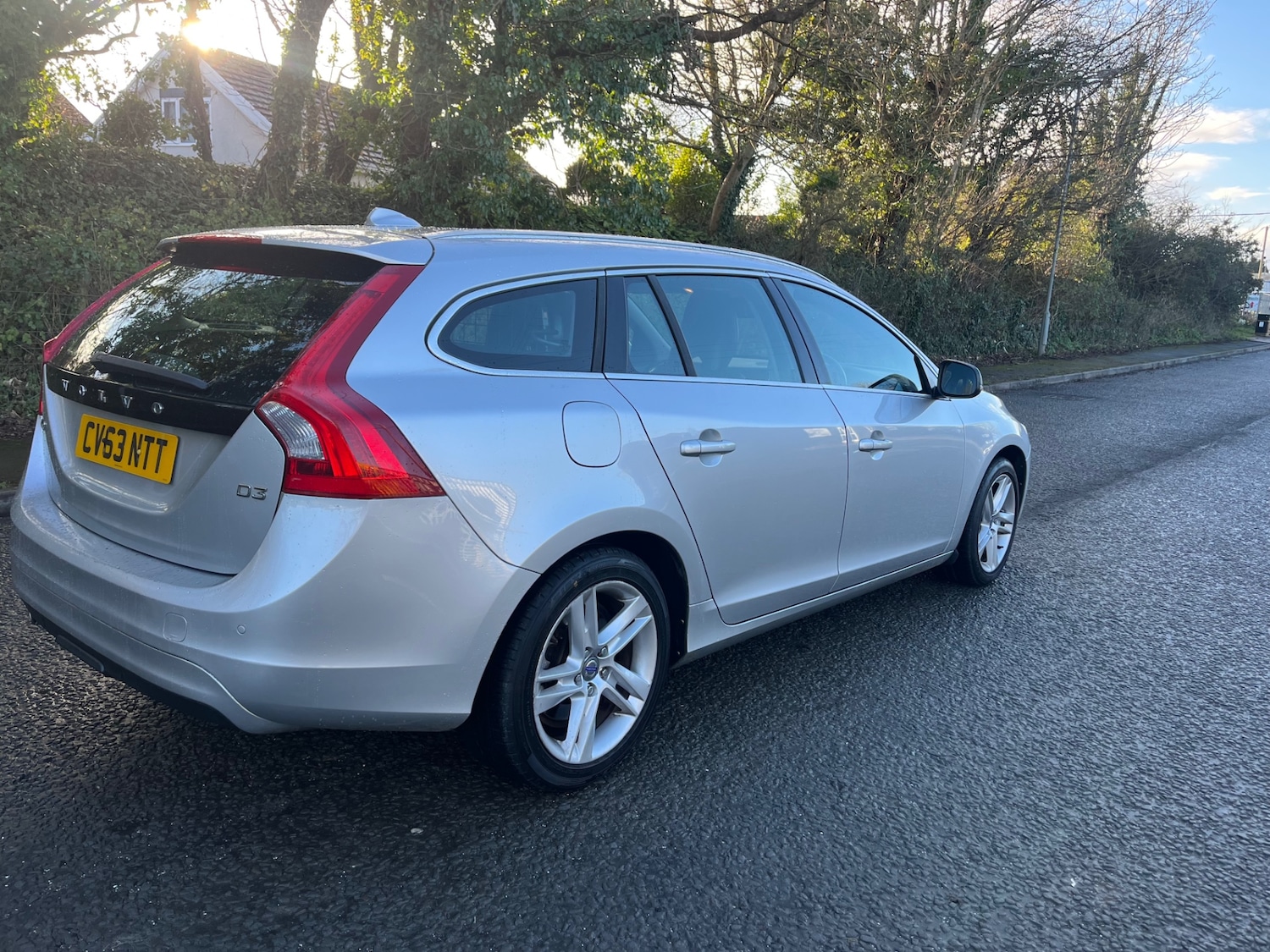 Used Volvo V60 2013 for sale - 77099846: Photo 3