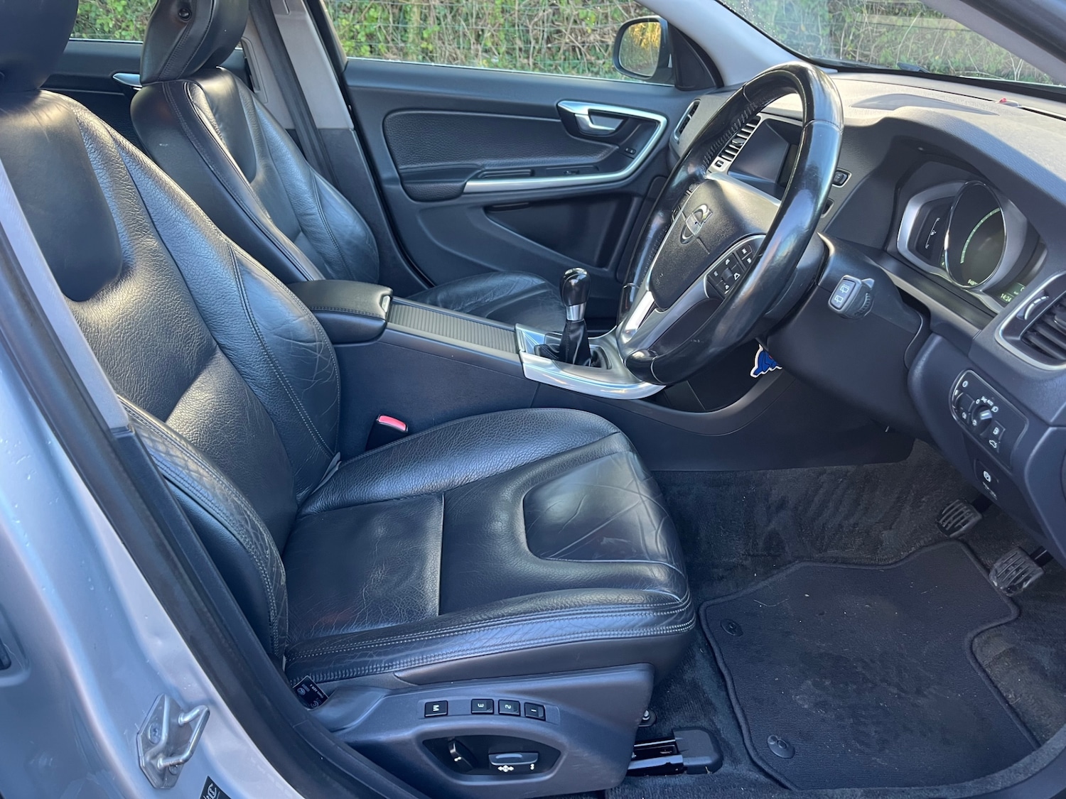 Used Volvo V60 2013 for sale - 77099846: Photo 9