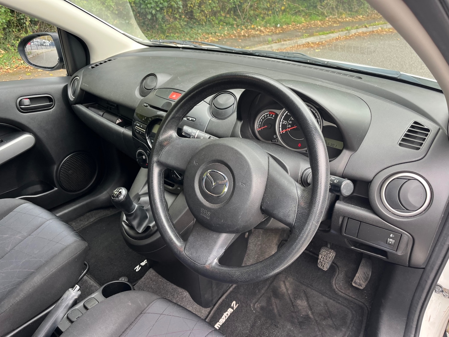 Used Mazda Mazda2 2012 for sale - 76275041: Photo 11
