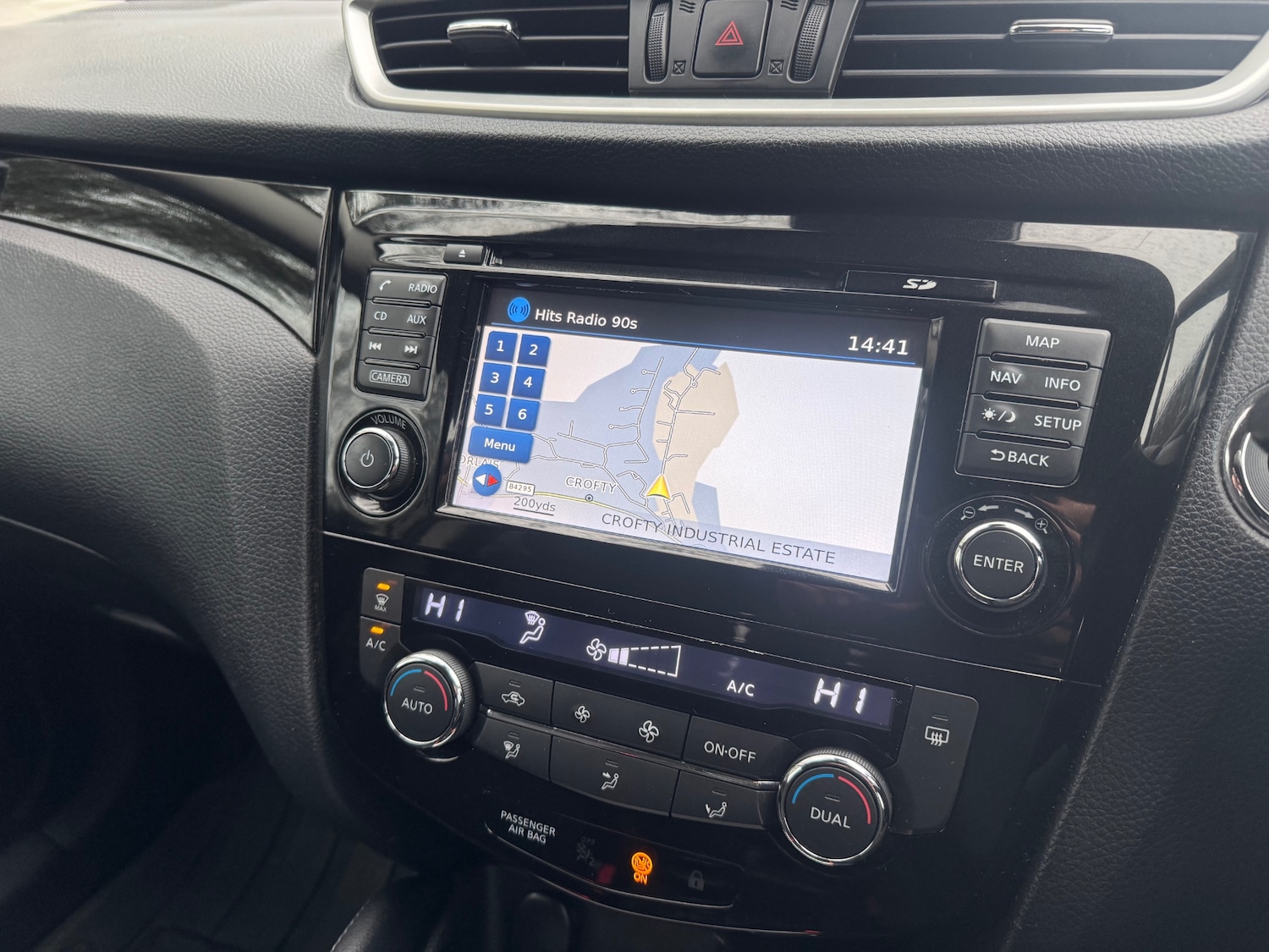 Used Nissan Qashqai 2015 for sale - 77689605: Photo 12