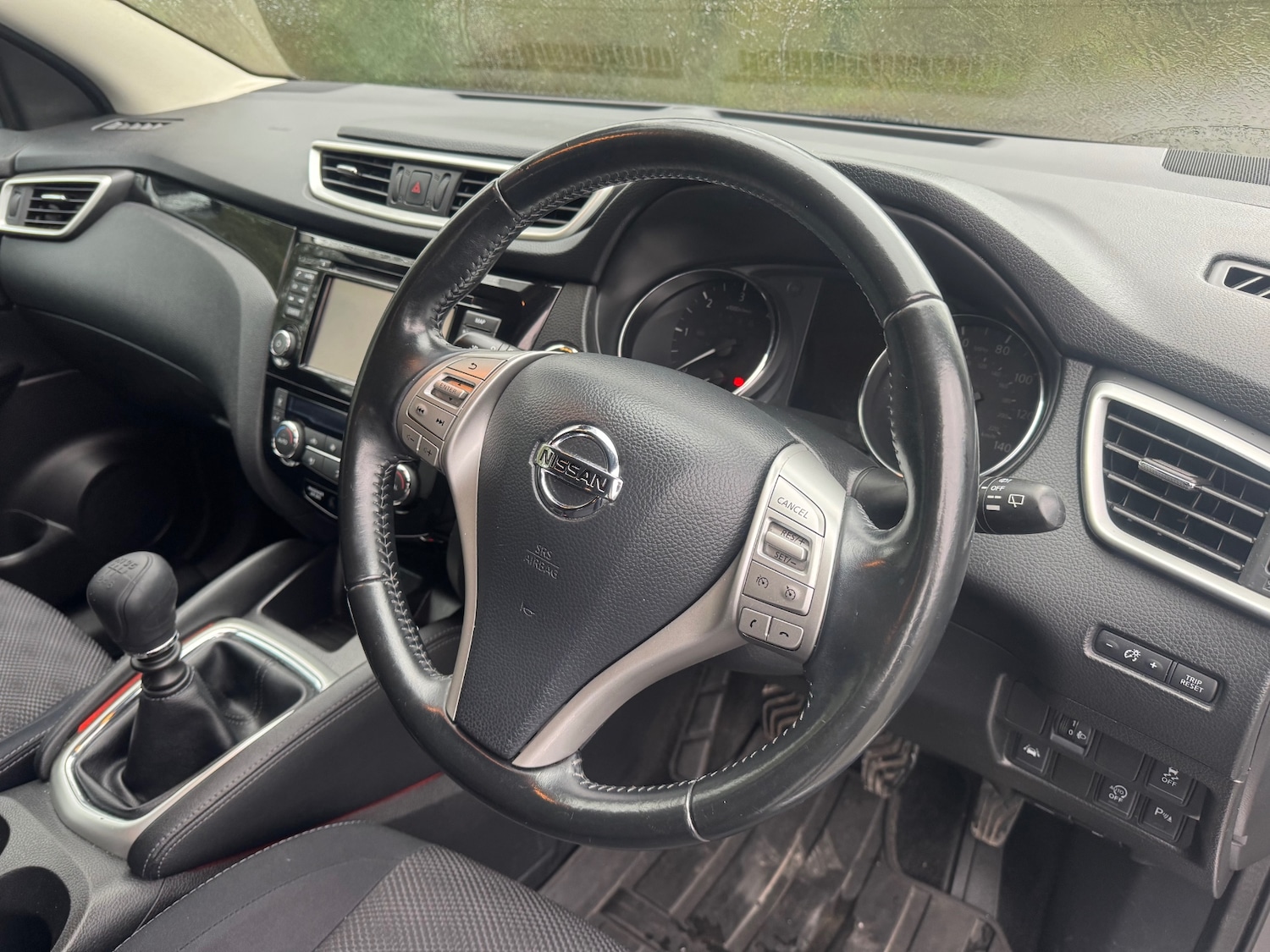 Used Nissan Qashqai 2015 for sale - 77689605: Photo 9