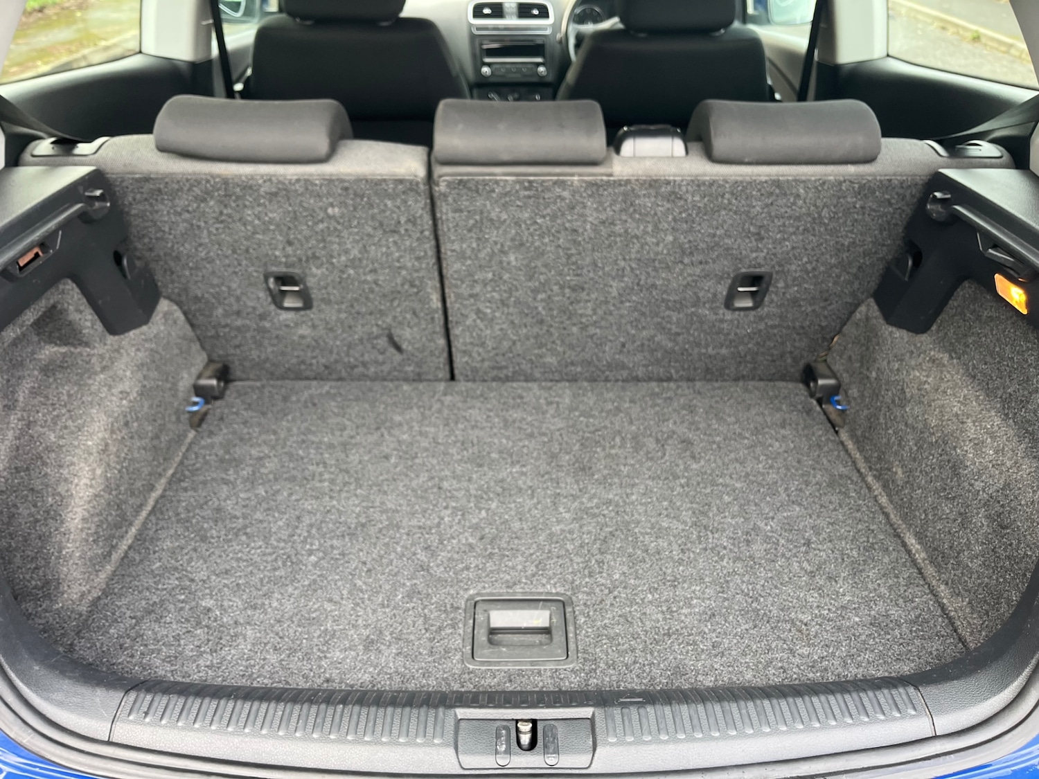 Used Volkswagen Polo 2011 for sale - 77818031: Photo 12