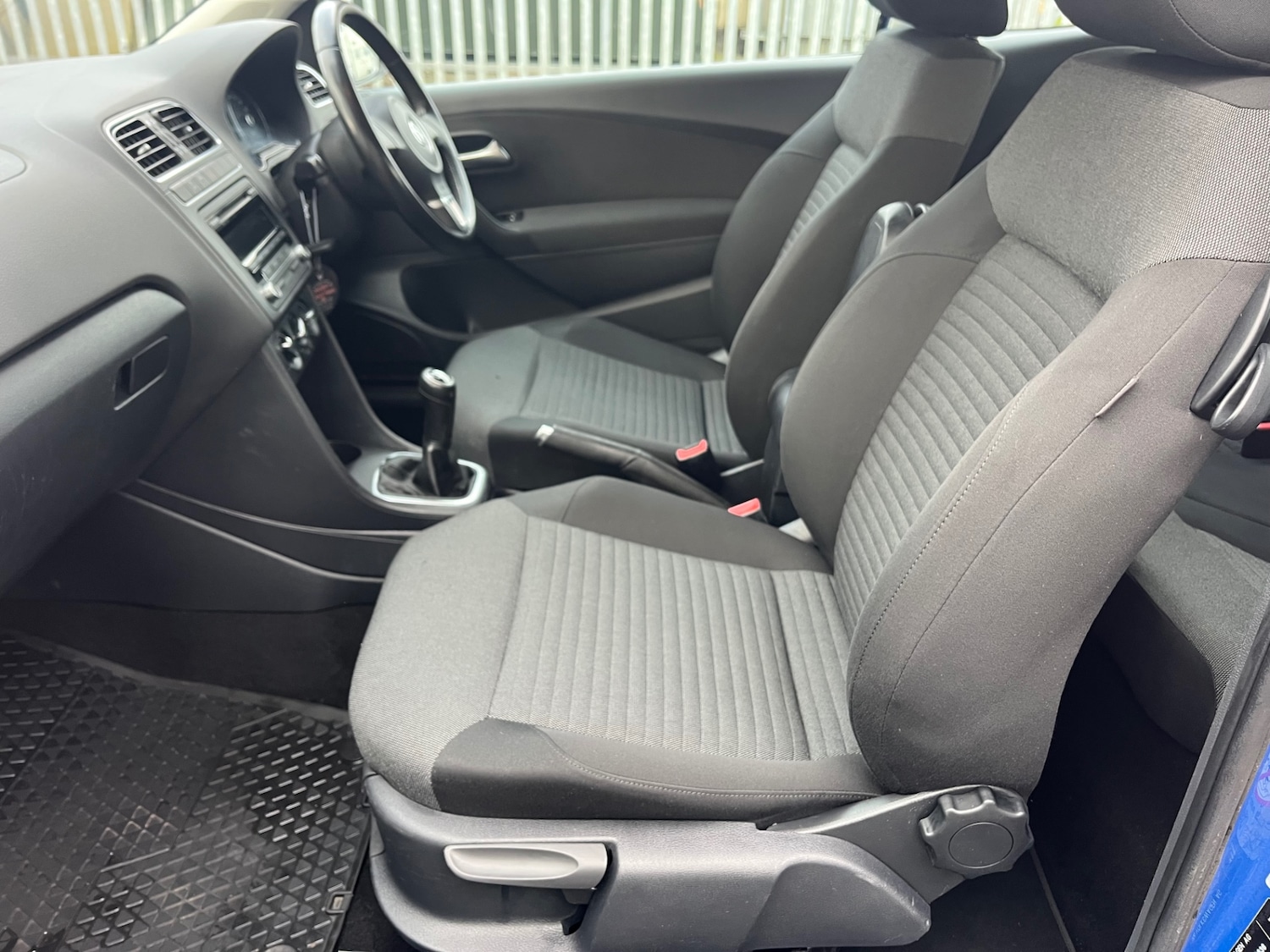 Used Volkswagen Polo 2011 for sale - 77818031: Photo 7