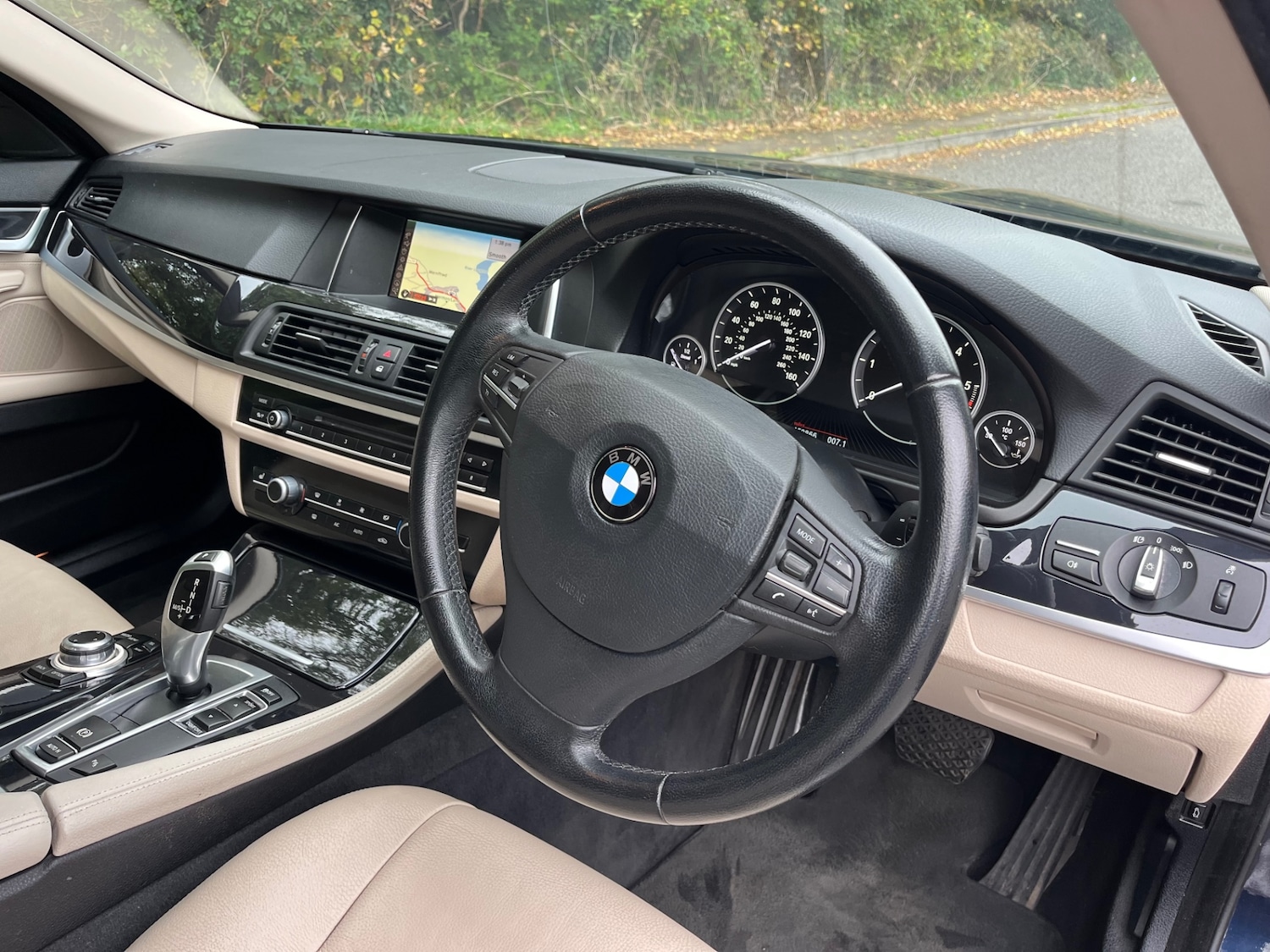 Used BMW 5 Series 2014 for sale - 76290066: Photo 11