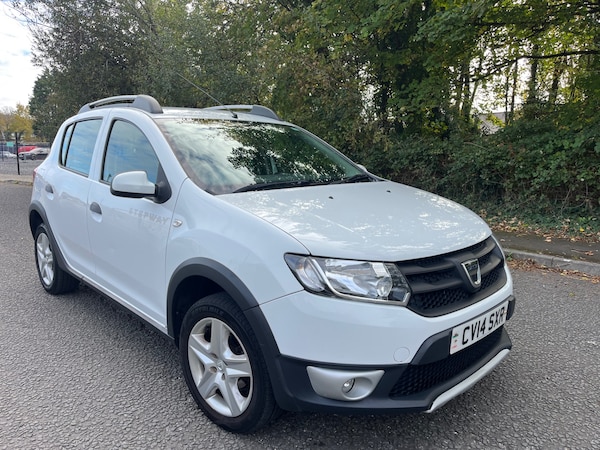 Used Dacia Sandero Stepway 2014 for sale - 76299843: Photo 1