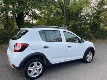 Used Dacia Sandero Stepway 2014 for sale - 76299843: Photo 3