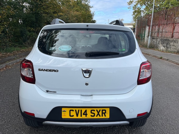Used Dacia Sandero Stepway 2014 for sale - 76299843: Photo 6