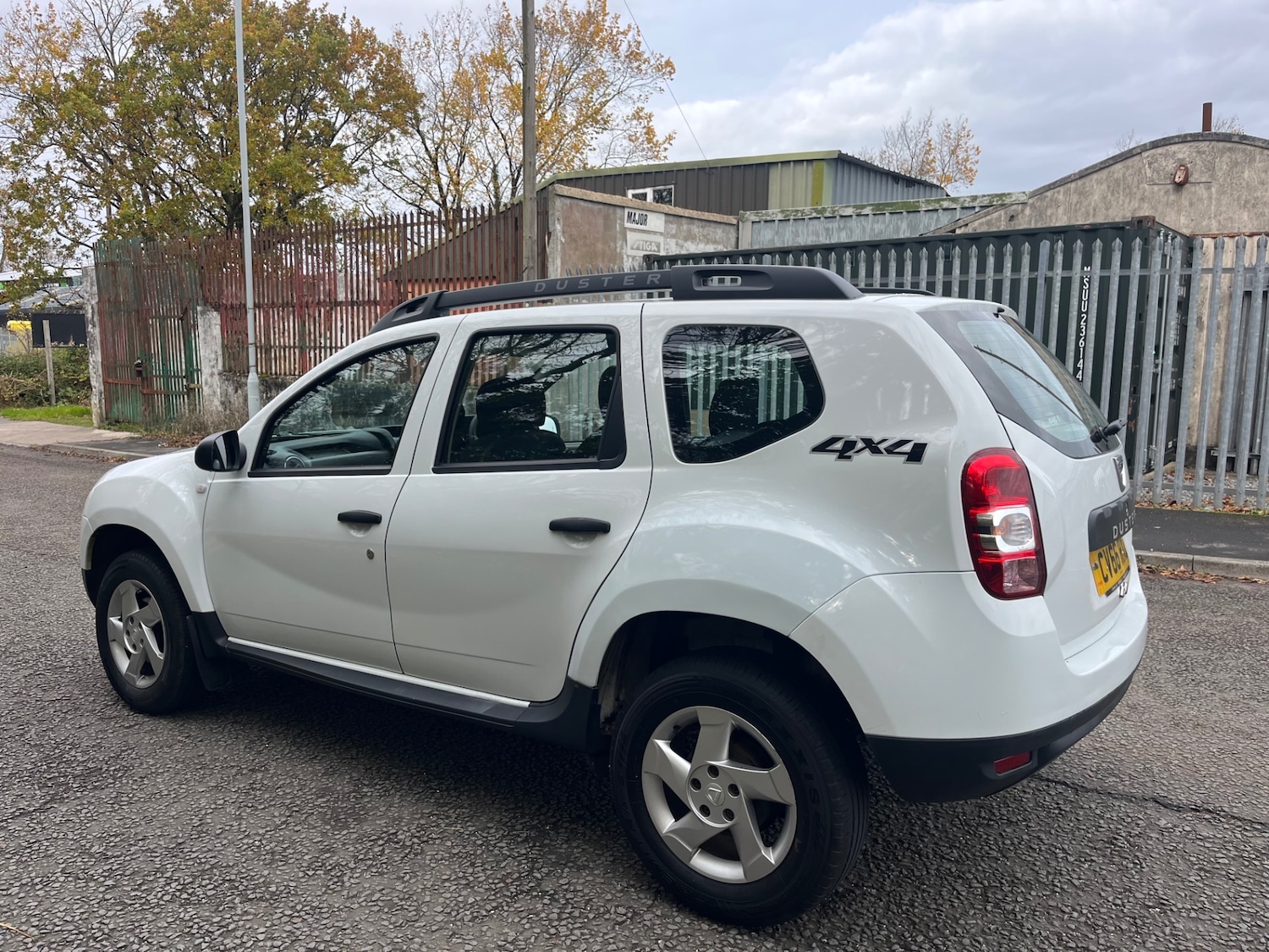 Used Dacia Duster 2016 for sale - 76392084: Photo 4
