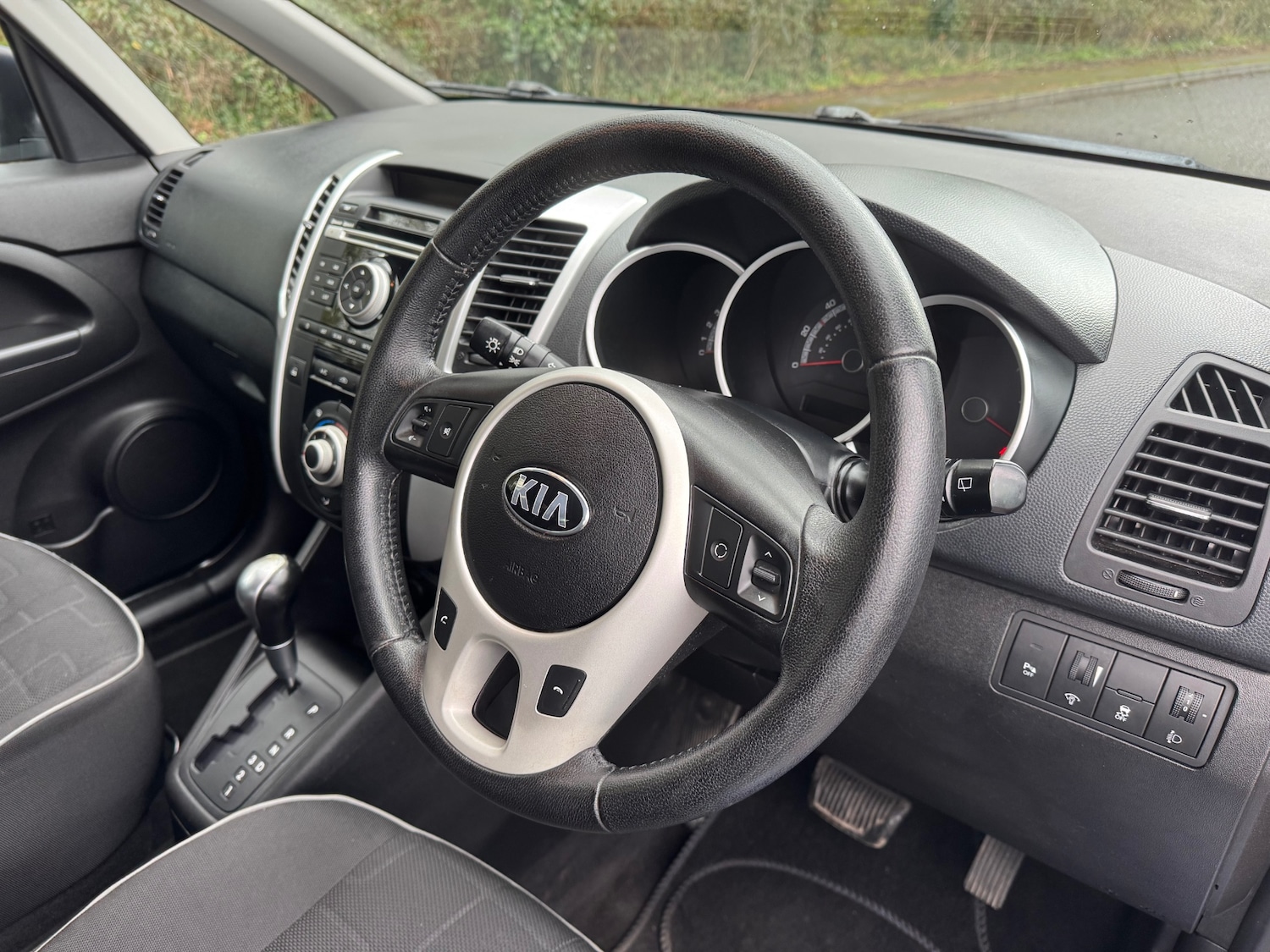 Used Kia Venga 2013 for sale - 77562932: Photo 11