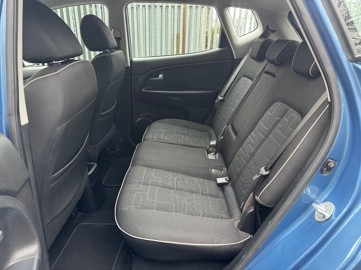 Used Kia Venga 2013 for sale - 77562932: Photo 8