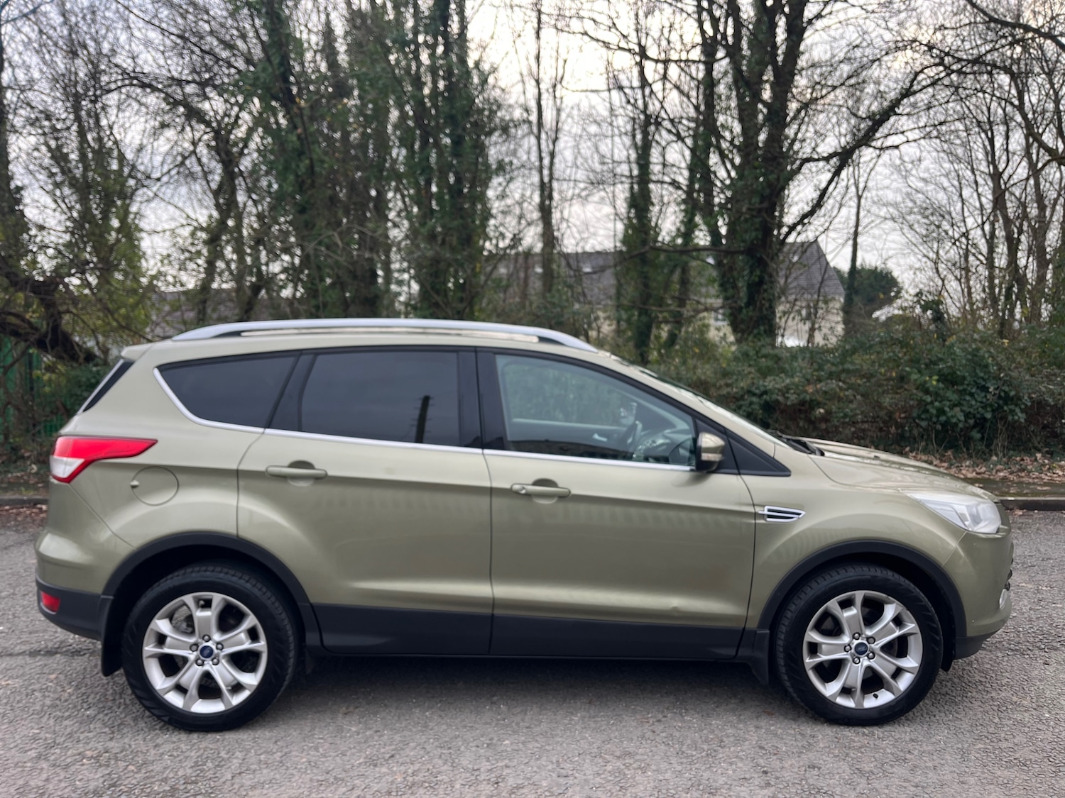 Used Ford Kuga 2013 for sale - 77038684: Photo 2