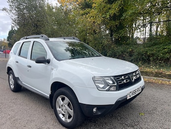 Used Dacia Duster 2016 for sale - 77951924: Photo