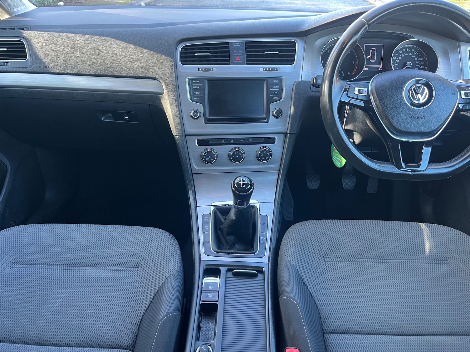 Used Volkswagen Golf 2015 for sale - 77350793: Photo 10