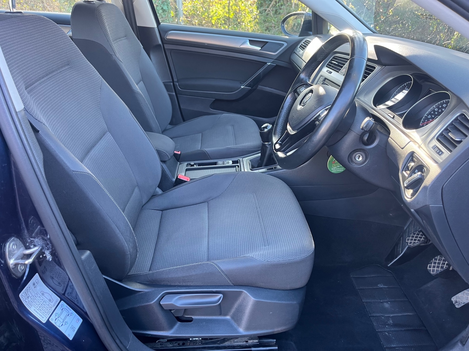 Used Volkswagen Golf 2015 for sale - 77350793: Photo 8