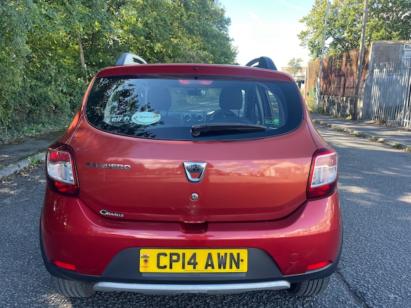 Used Dacia Sandero Stepway 2014 for sale - 76104853: Photo 6