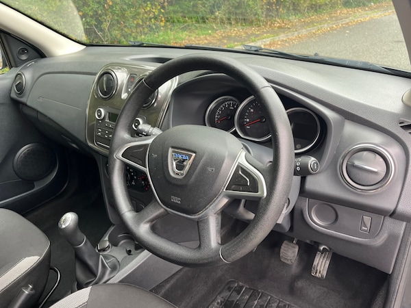 Used Dacia Sandero Stepway 2017 for sale - 76253038: Photo 11