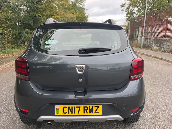 Used Dacia Sandero Stepway 2017 for sale - 76253038: Photo 6