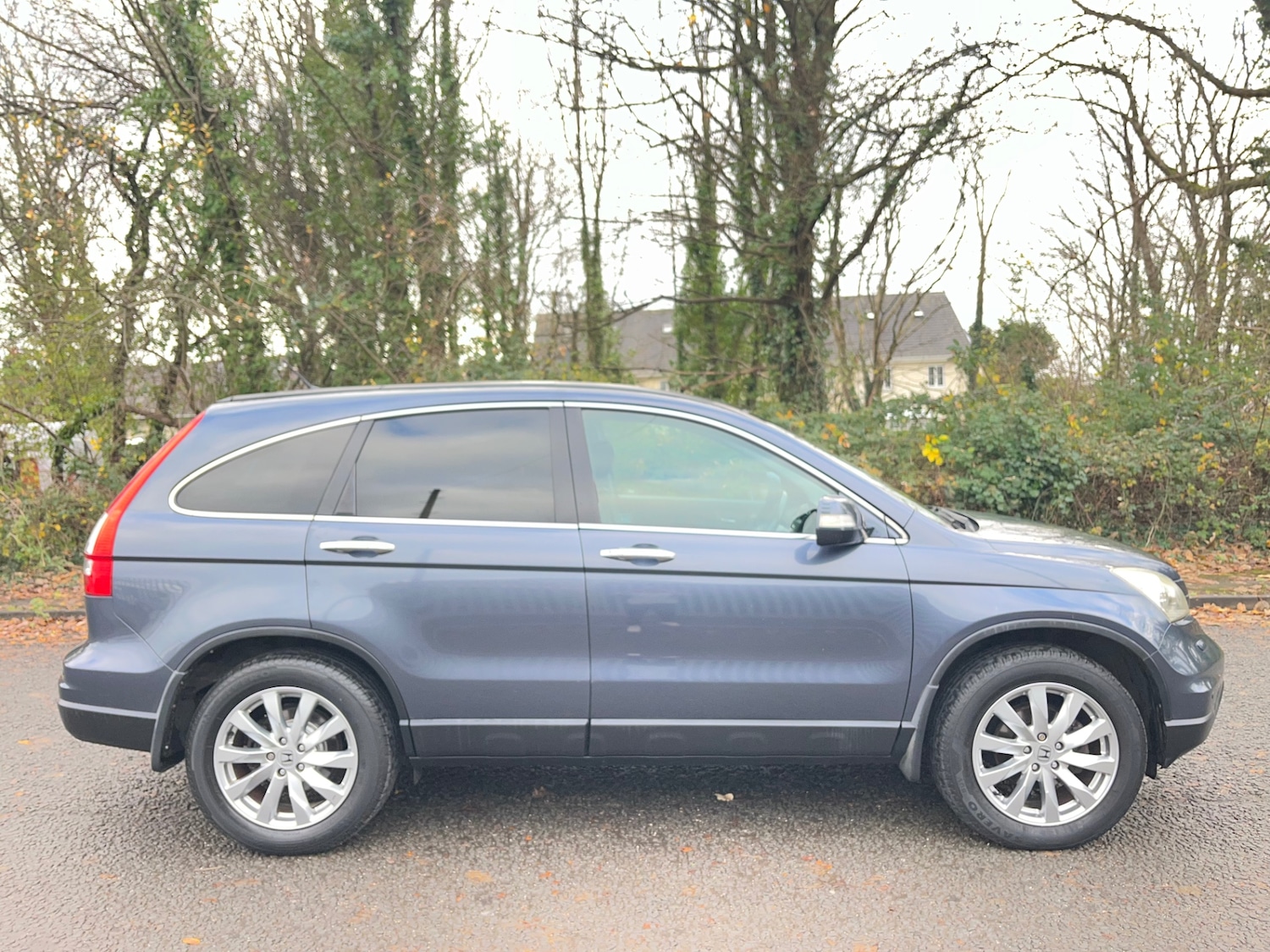 Used Honda CR-V 2010 for sale - 76907873: Photo 2