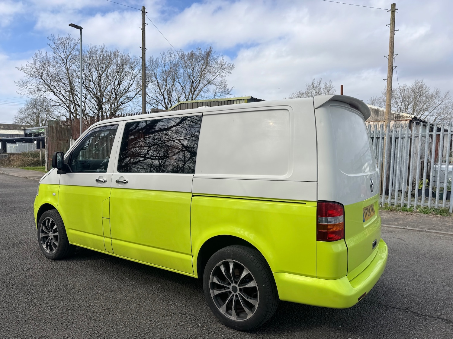 Used Volkswagen Transporter 2004 for sale - 77917386: Photo 5