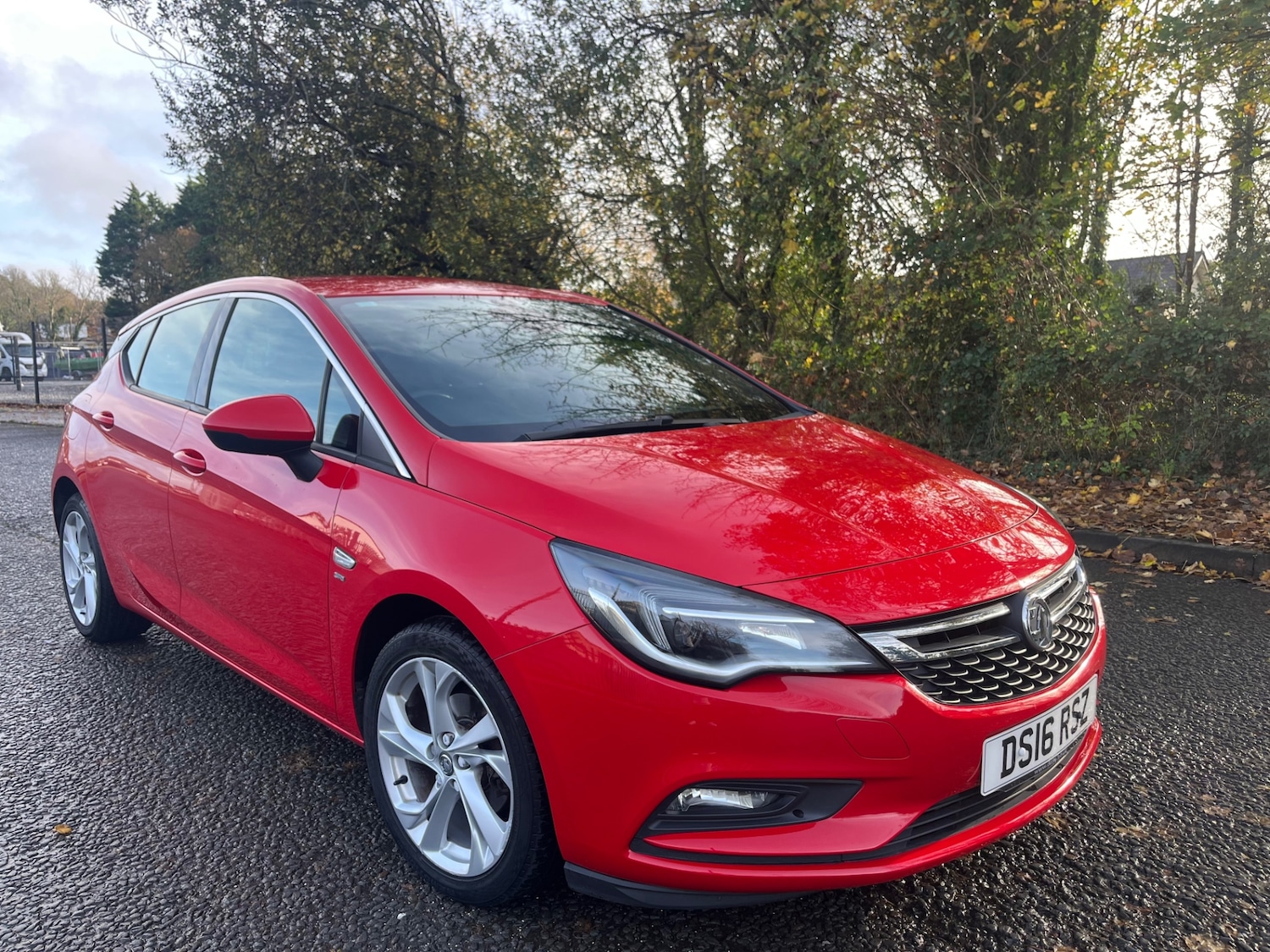 Used Vauxhall Astra 2016 for sale - 76566709: Photo 1