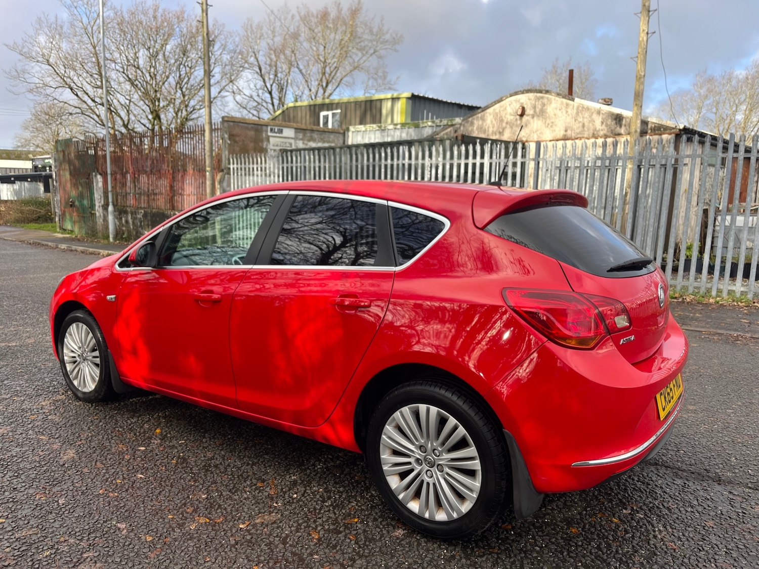 Used Vauxhall Astra 2015 for sale - 76893336: Photo 5