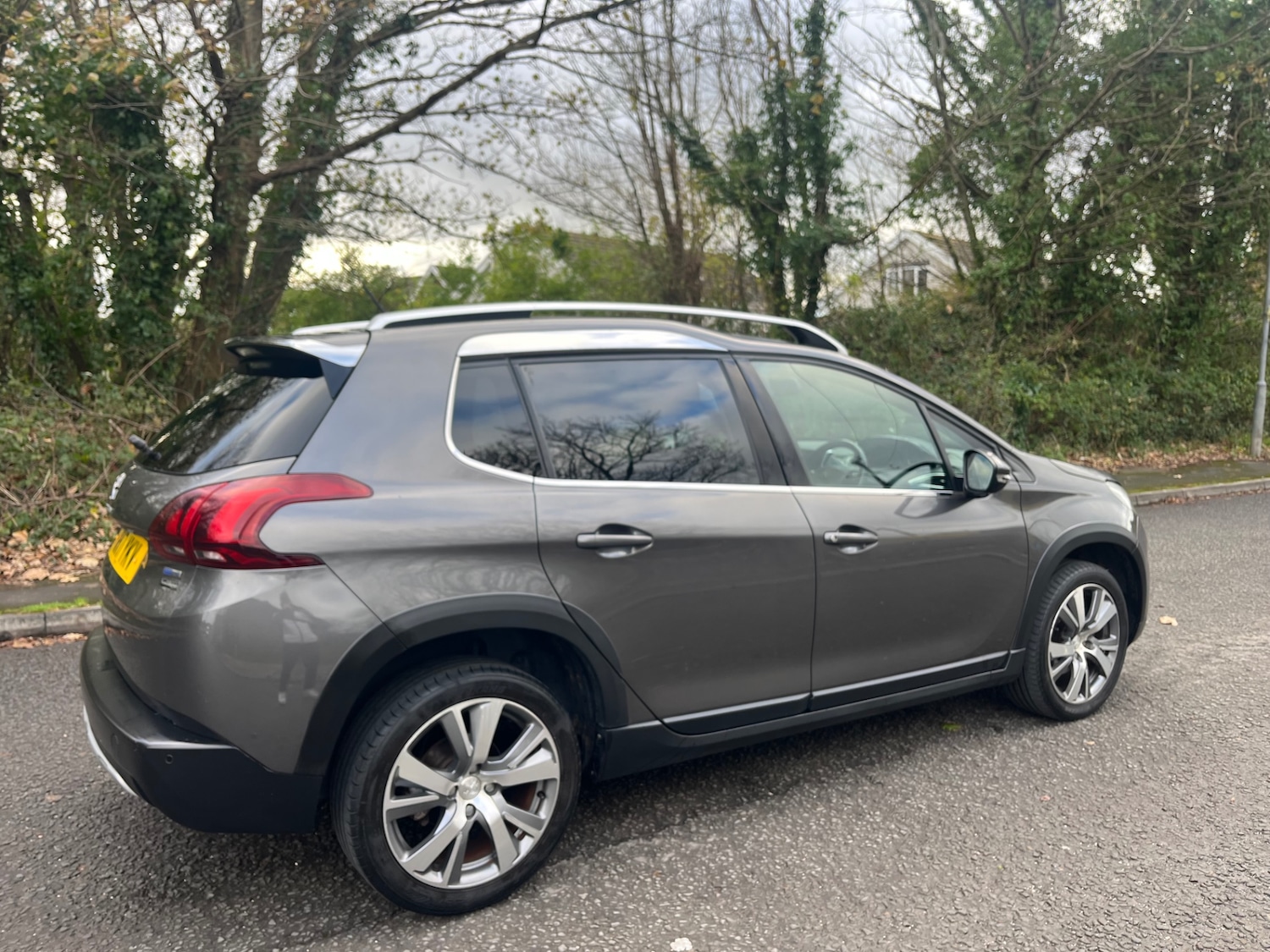 Used Peugeot 2008 2017 for sale - 76682496: Photo 3