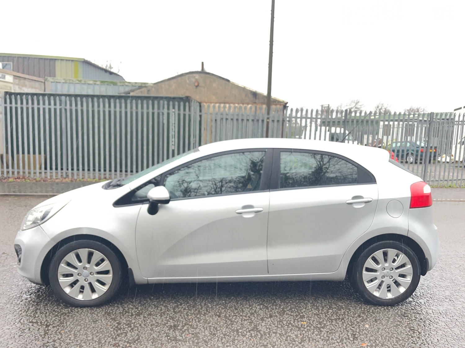 Used Kia Rio 2013 for sale - 77148509: Photo 4