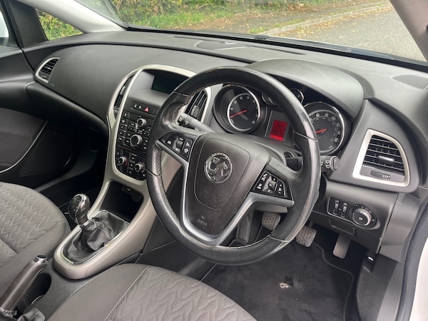 Used Vauxhall Astra 2013 for sale - 76204667: Photo 11