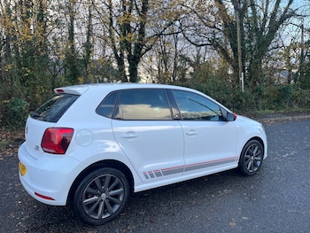 Used Volkswagen Polo 2017 for sale - 76799545: Photo
