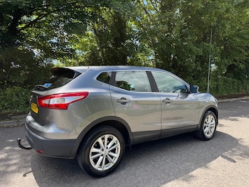 Used Nissan Qashqai 2016 for sale - 78836559: Photo