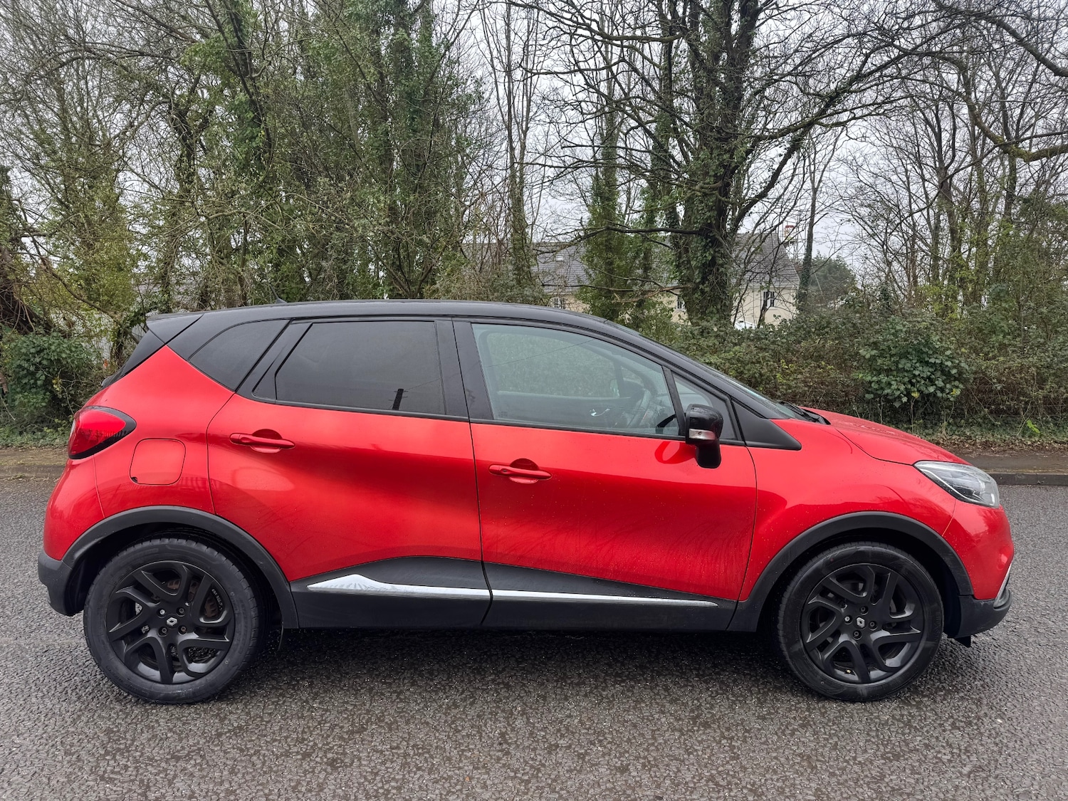 Used Renault Captur 2015 for sale - 77997710: Photo 2