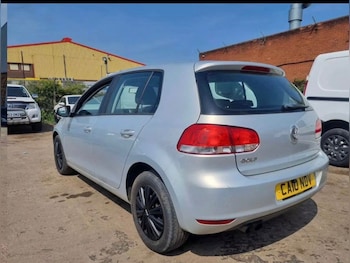 Used Volkswagen Golf 2010 for sale - 78969644: Photo
