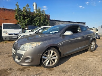Used Renault Megane 2010 for sale - 79508320: Photo