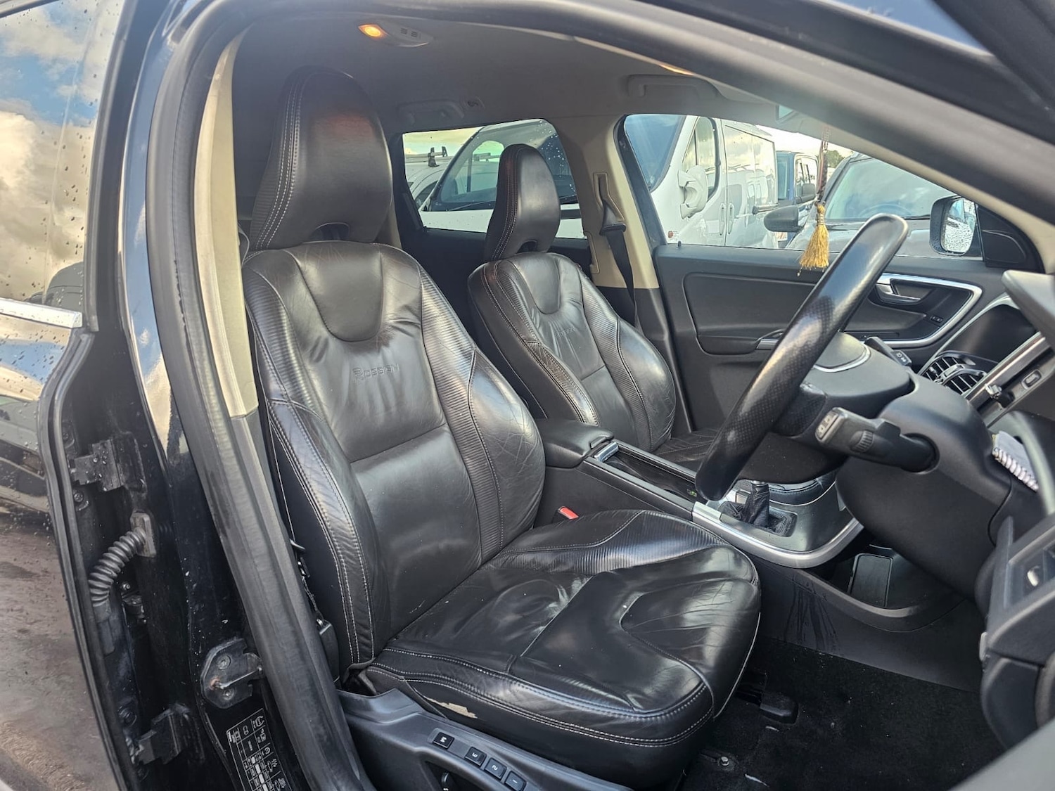 Used Volvo XC60 2013 for sale - 76446068: Photo 9