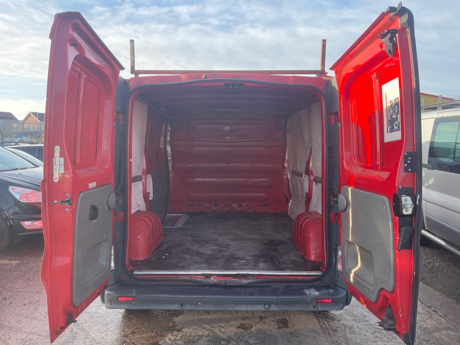 Used Vauxhall Vivaro 2009 for sale - 76941827: Photo 6