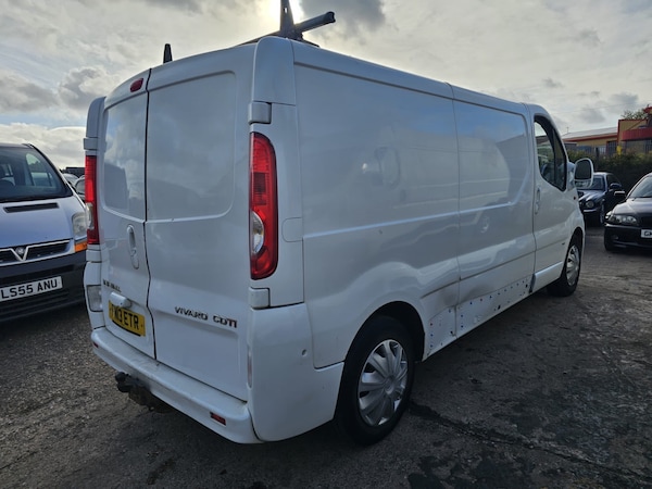 Used Vauxhall Vivaro 2013 for sale - 76211584: Photo 10