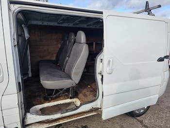 Used Vauxhall Vivaro 2013 for sale - 76211584: Photo 4