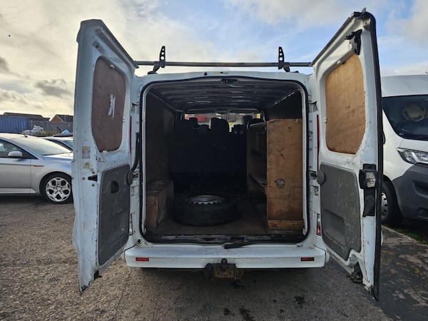 Used Vauxhall Vivaro 2013 for sale - 76211584: Photo 8