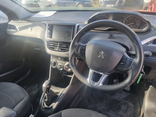 Used Peugeot 208 2018 for sale - 73578711: Photo 9