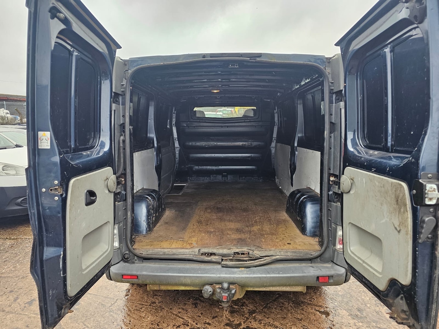 Used Vauxhall Vivaro 2003 for sale - 77001671: Photo 5