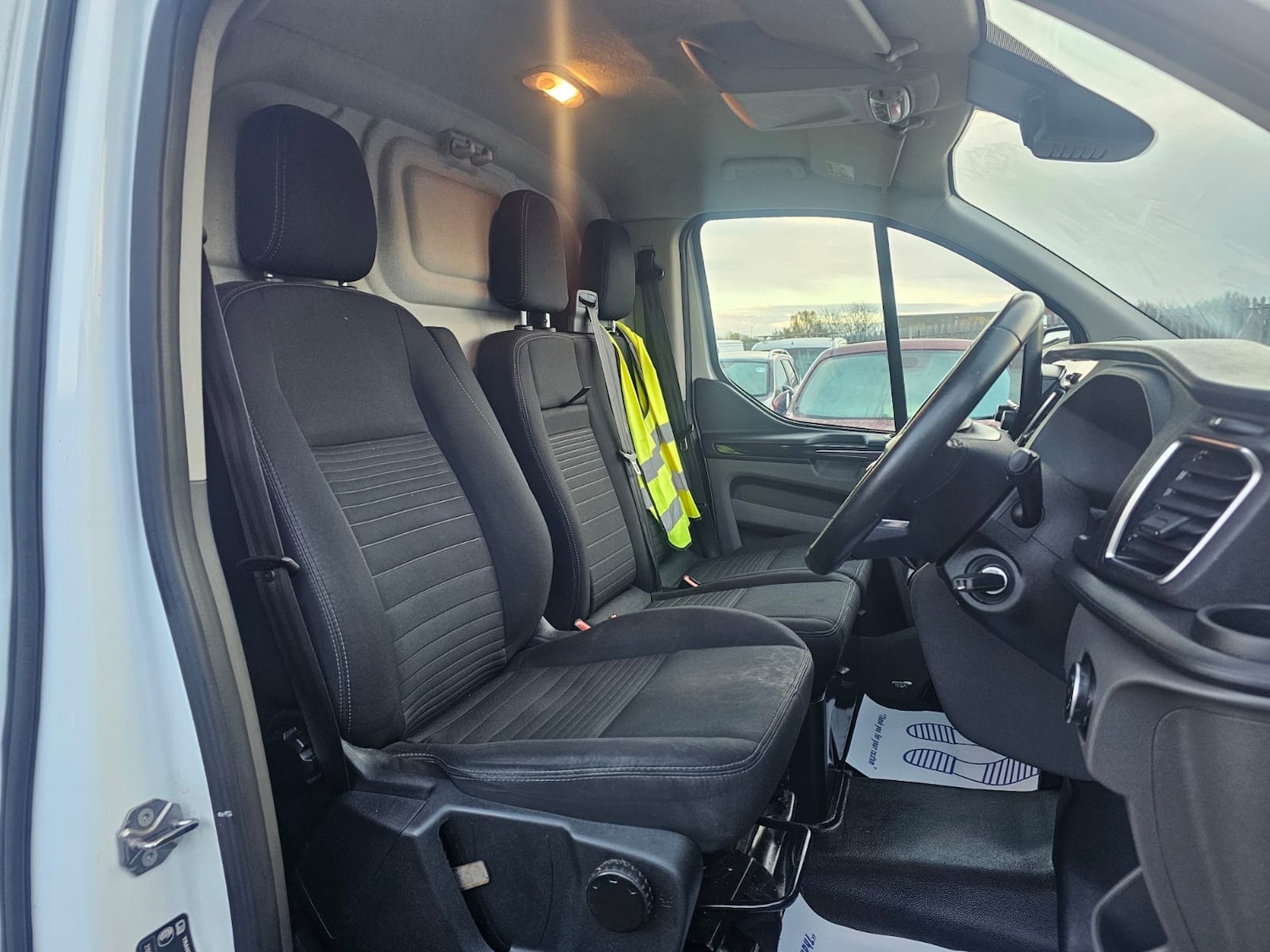 Used Ford Transit Custom 2019 for sale - 76785433: Photo 9