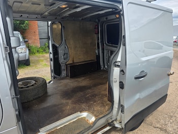 Used Renault Trafic 2017 for sale - 78969642: Photo