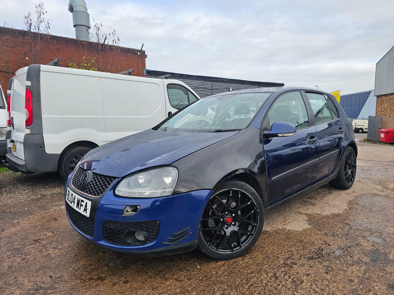 Used Volkswagen Golf 2004 for sale - 76594680: Photo 3