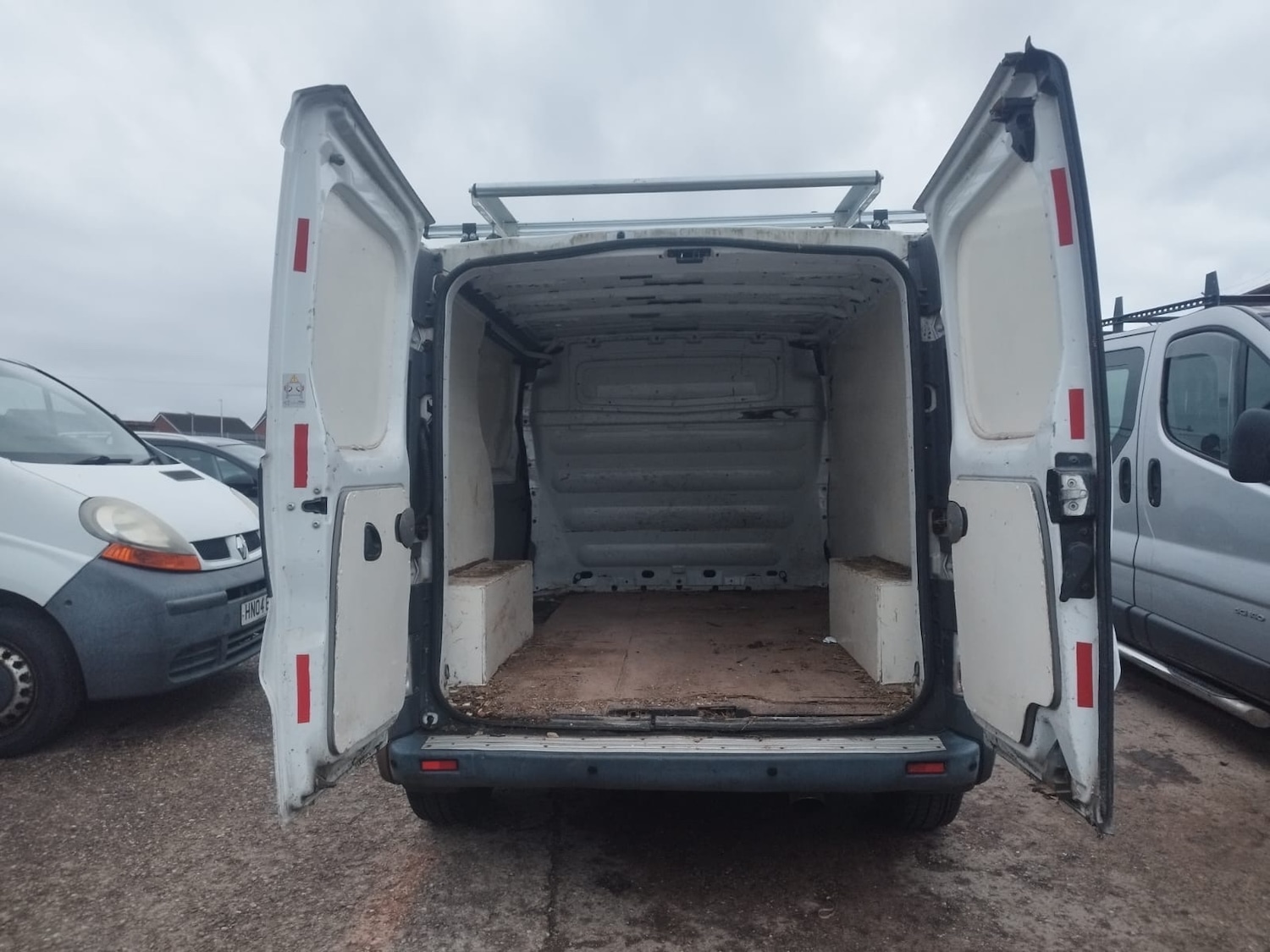 Used Vauxhall Vivaro 2006 for sale - 76418532: Photo 7